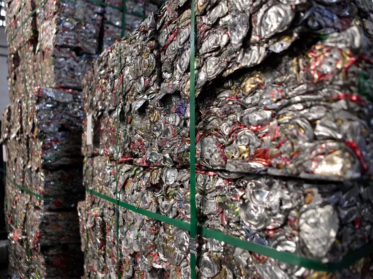 Brasil reciclou mais de 40 Titanics em latas