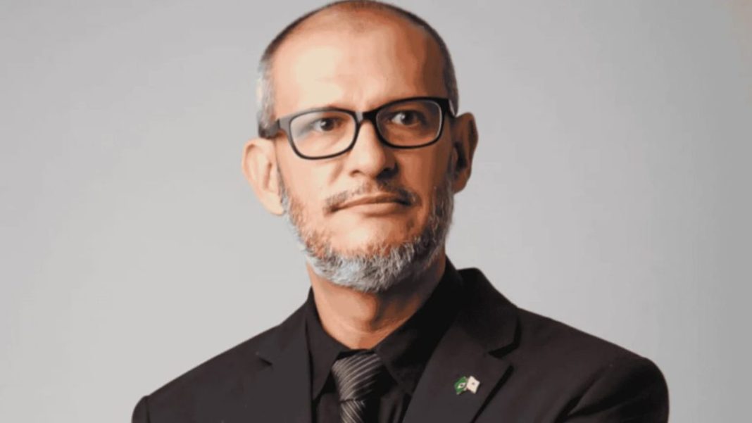 Rev. André Luís Pereira