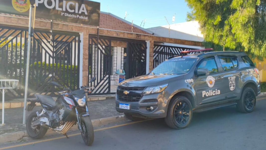 MOTO - POLÍCIAS BUSCAM HOMEM QUE ATIROU CONTRA A EX EM SUMARÉ FEMINICÍDIO SITE - FOTOS (2)