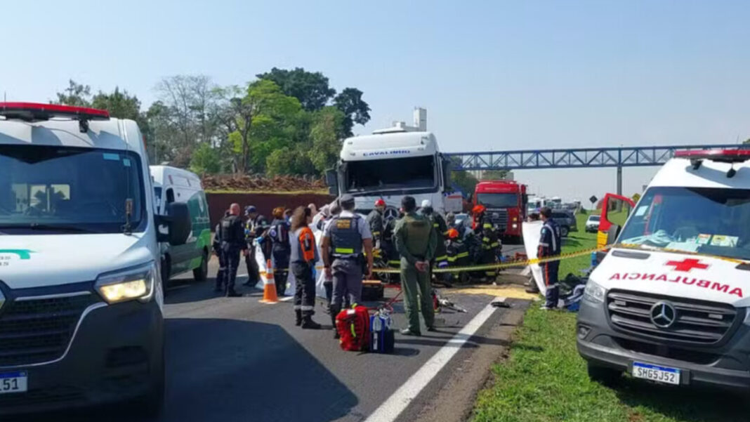 ACIDENTE FATAL ZEFERINO VAZ PAULÍNIA SITE - FOTOS (2)