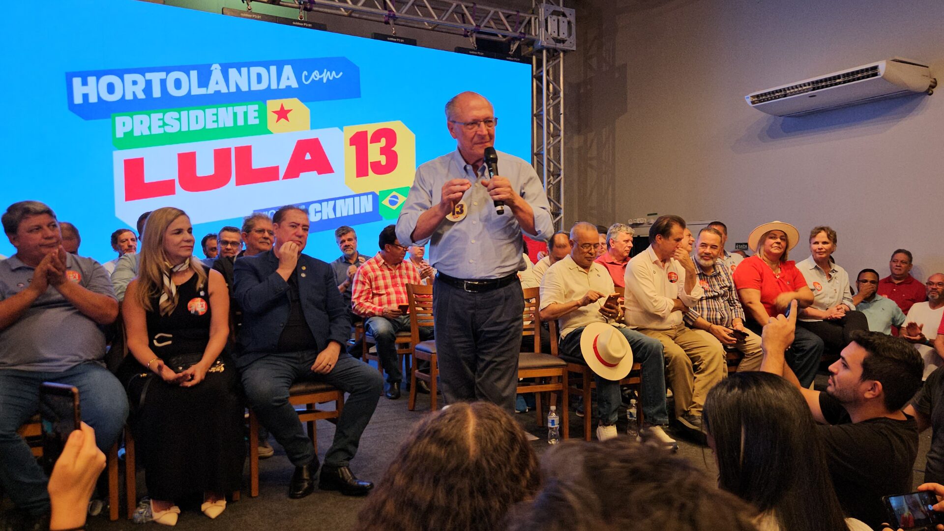 Em Hortolândia, vice-presidente Geraldo Alckmin reúne dezenas de lideranças pró-Lula